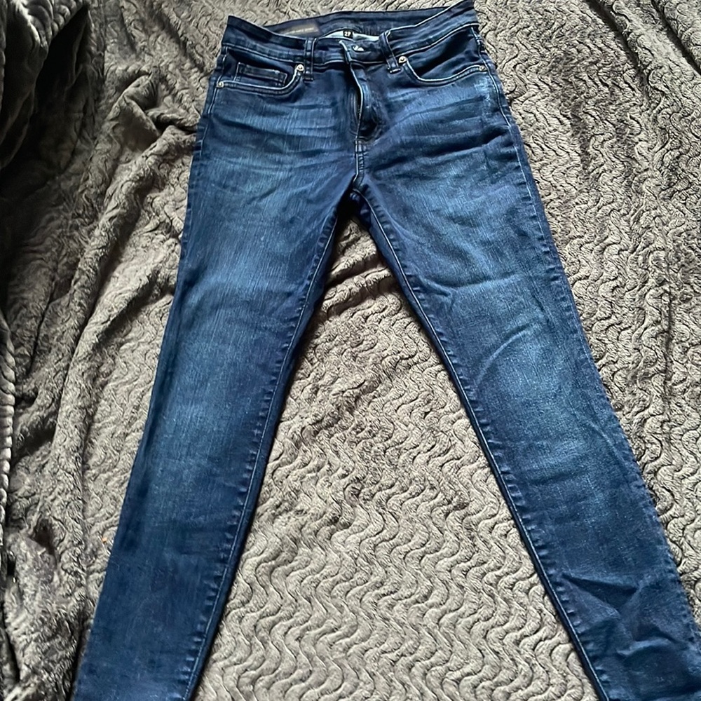 skinny jeans